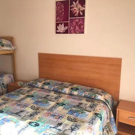 Experience Comfort By The Pool Apartamento *